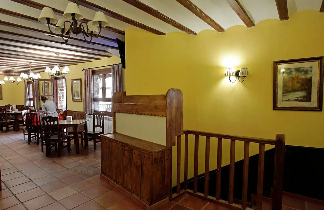 Casona Santa Coloma-1